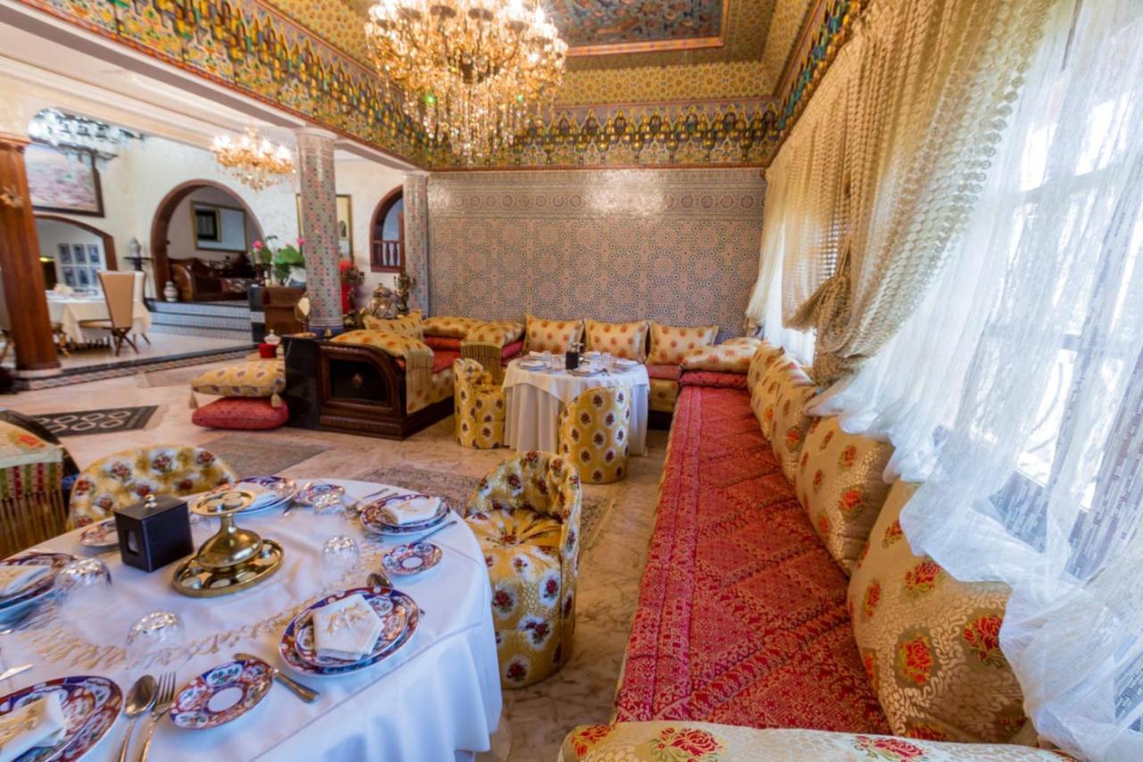 Riad Sebti Fez Bagian luar foto