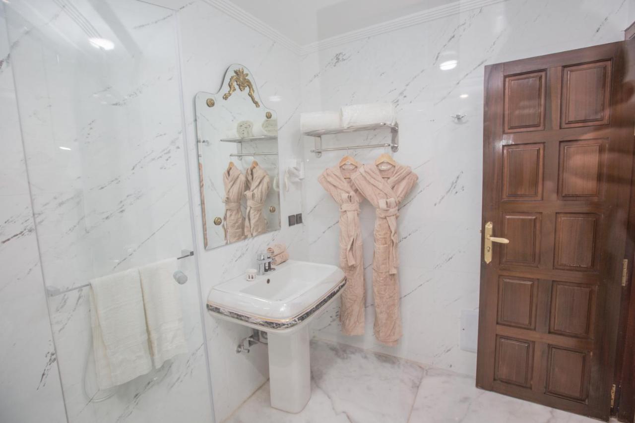 Riad Sebti Fez Bagian luar foto