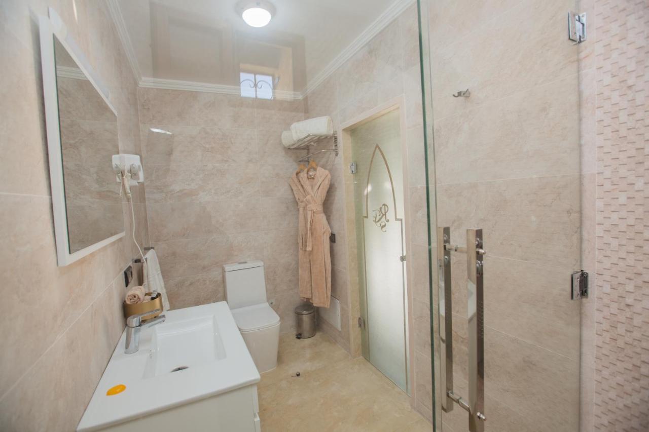 Riad Sebti Fez Bagian luar foto